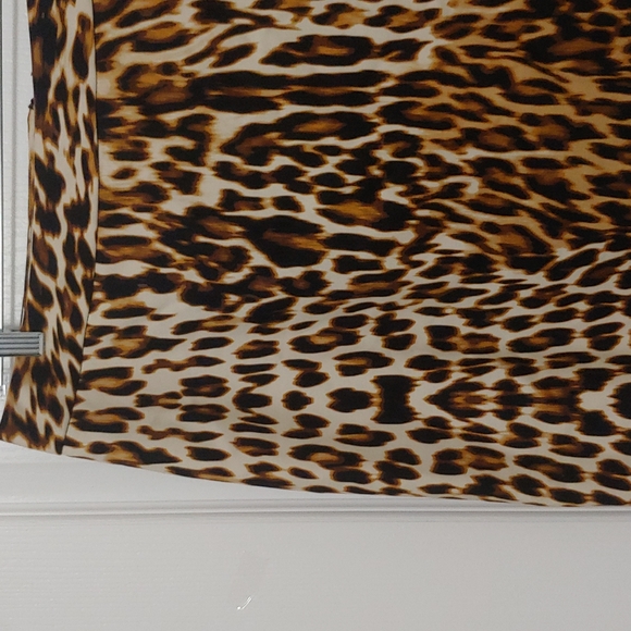 Worthington Safari Animal Print  Skirt. Fully lined. Size 12 - Picture 2 of 8